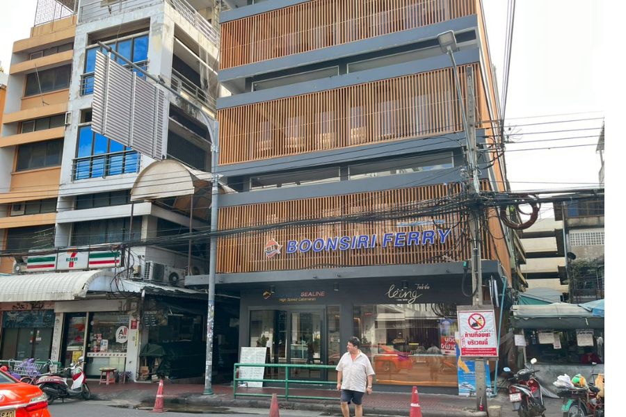 boonsiri khaosan